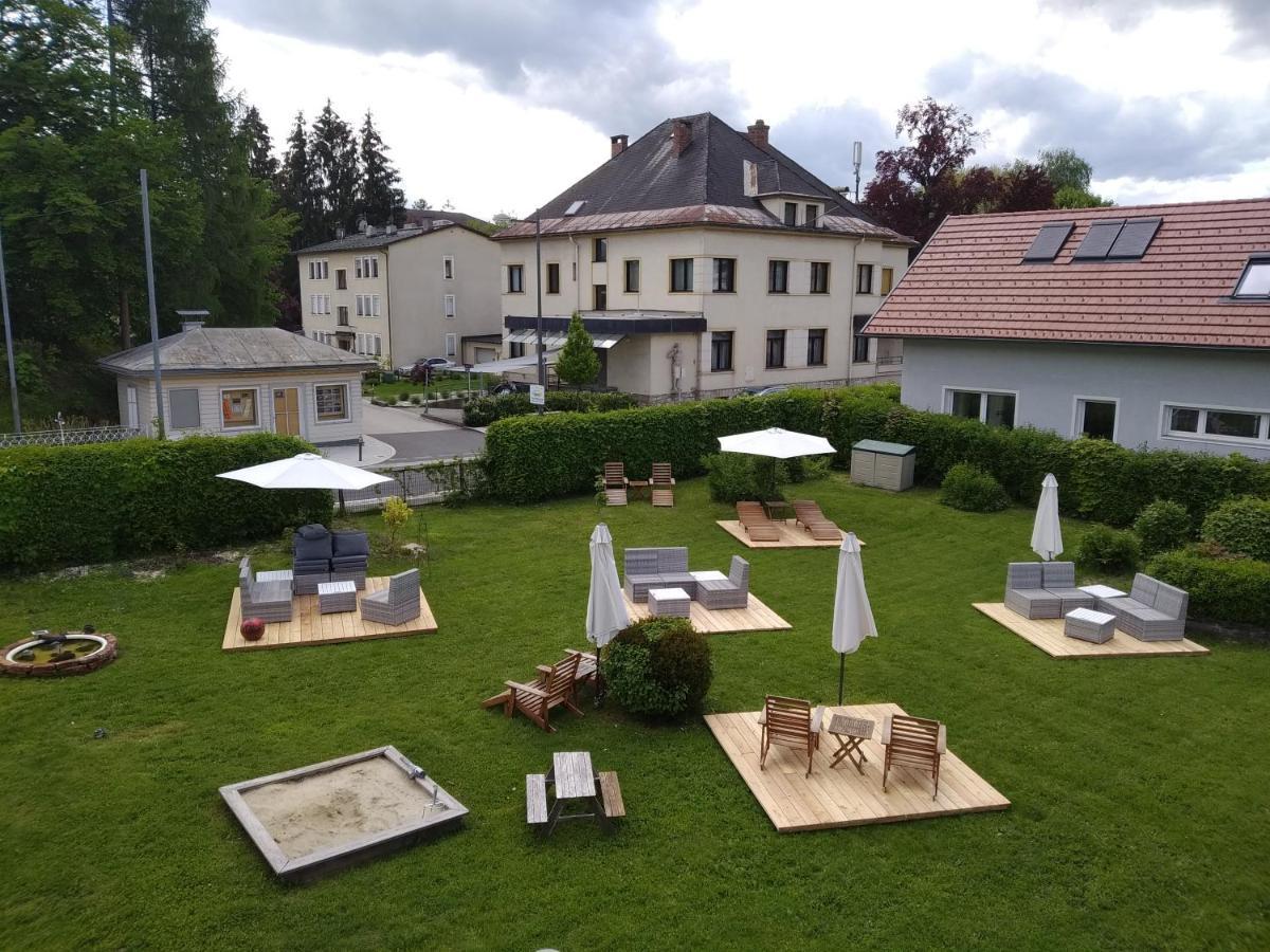 Gaestehaus Residenz Lapeiner Portschach am Woerthersee Luaran gambar