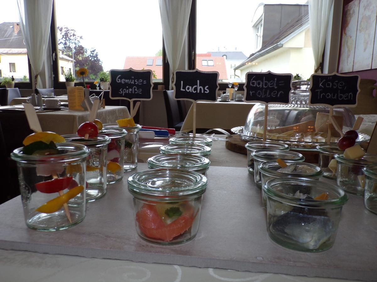 Gaestehaus Residenz Lapeiner Portschach am Woerthersee Luaran gambar
