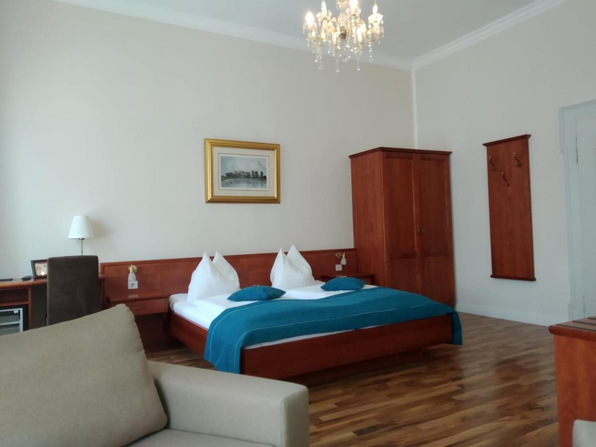 Gaestehaus Residenz Lapeiner Portschach am Woerthersee Luaran gambar